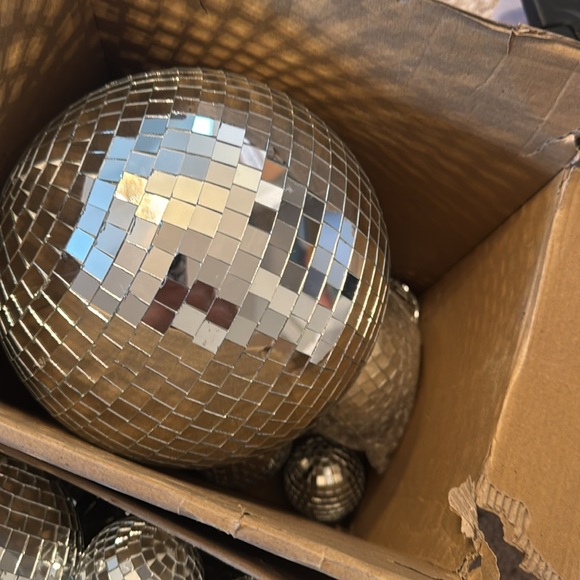 DISCO BALLS - Picture 3 of 4